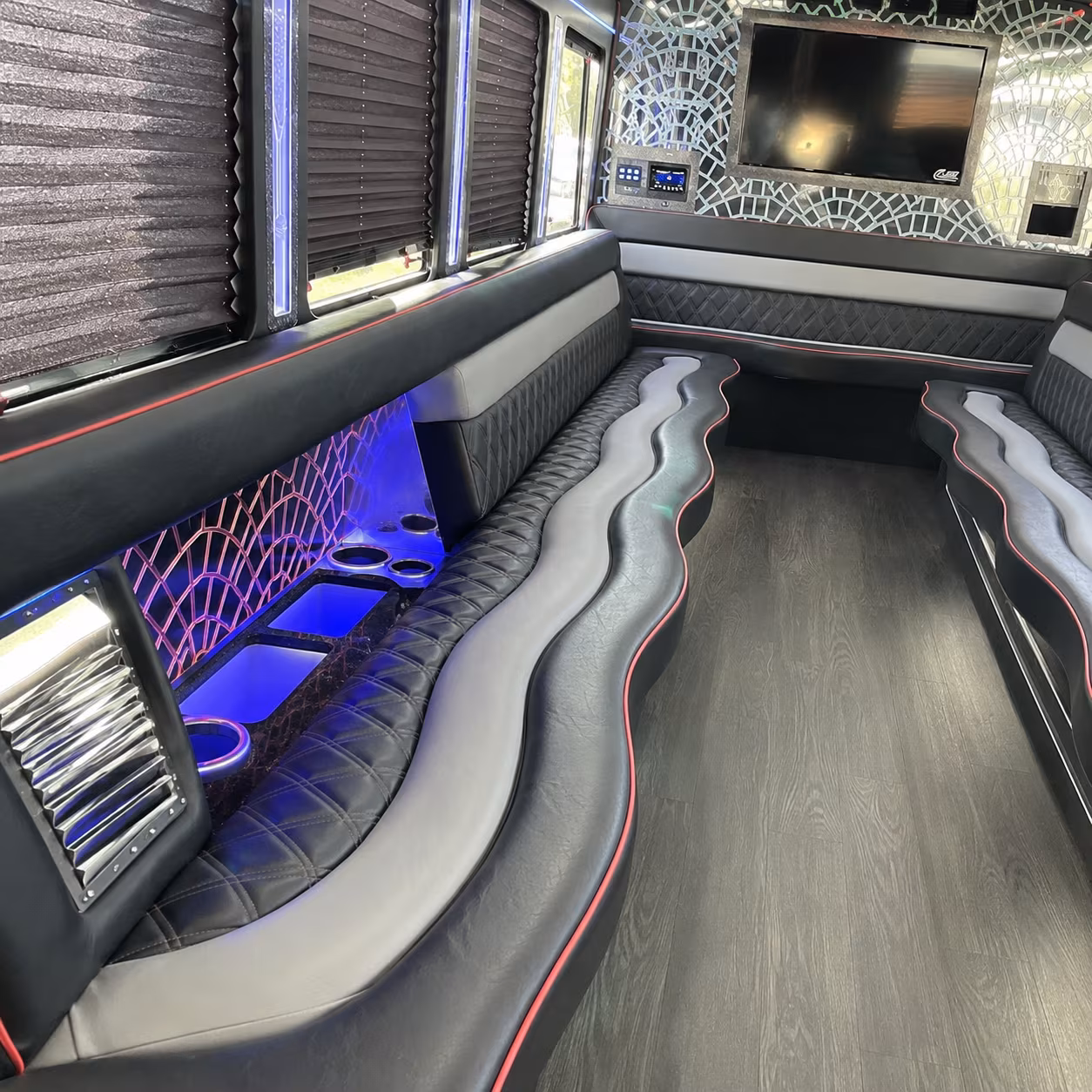 Arlington Winery Tour & Pub Crawl Transportation party bus exterior